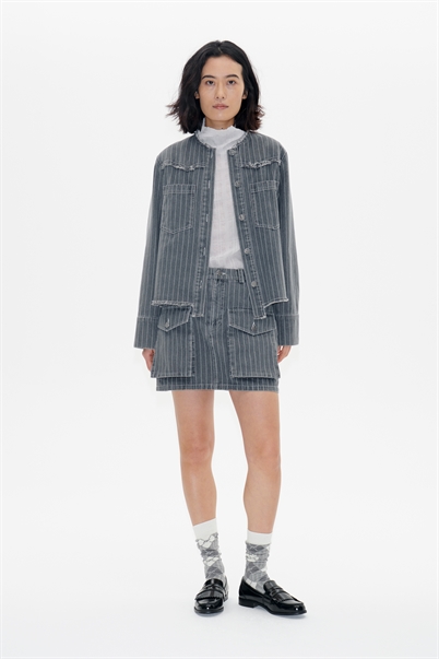 Baum Und Pferdgarten Bo Skjorte Grey Pinstripe Denim - Shop Online Her