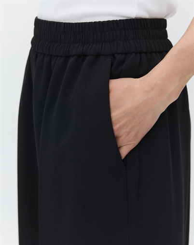 Day Birger Et Mikkelsen Jonah Classic Gabardine Black - Shop Online Her