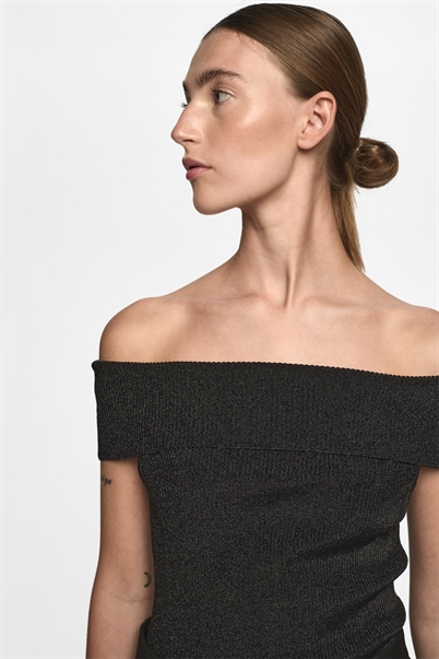 Gestuz Silvigz Off Shoulder Top Black-Shop Online Hos Blossom