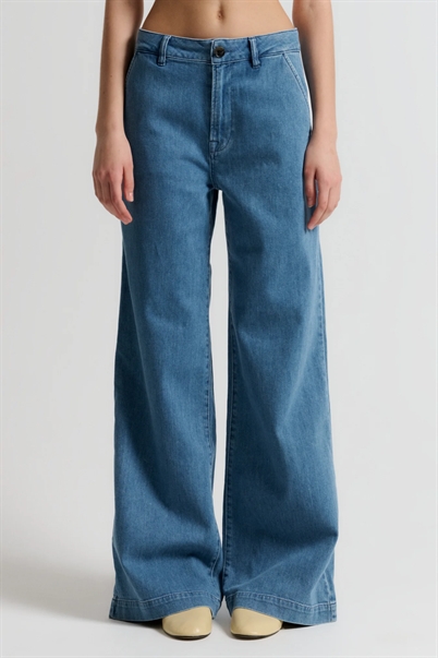 Ivy Copenhagen Augusta French Jeans Wash Garda Blue Shop Online Hos Blossom