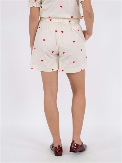 Neo Noir Sakuri Hearts Shorts Creme Shop Online Hos Blossom