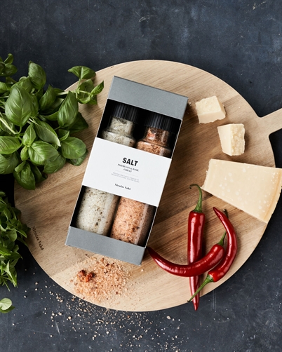 Nicolas Vahe Gaveæske Parmasan & Basil salt & Chili Salt  - Shop Online Hos Blossom