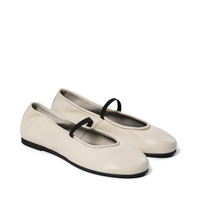 Pavement Ava Ballerina Beige Shop Online Hos Blossom