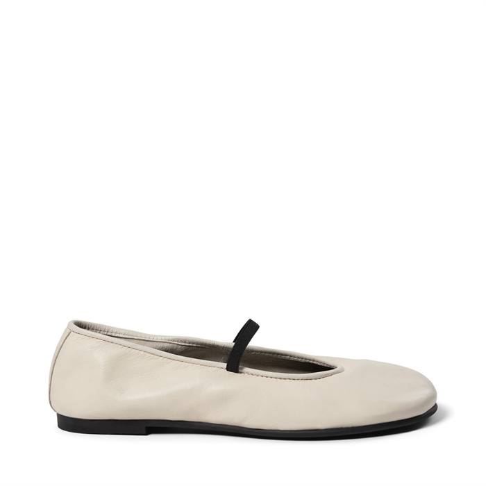 Pavement Ava Ballerina Beige Shop Online Hos Blossom