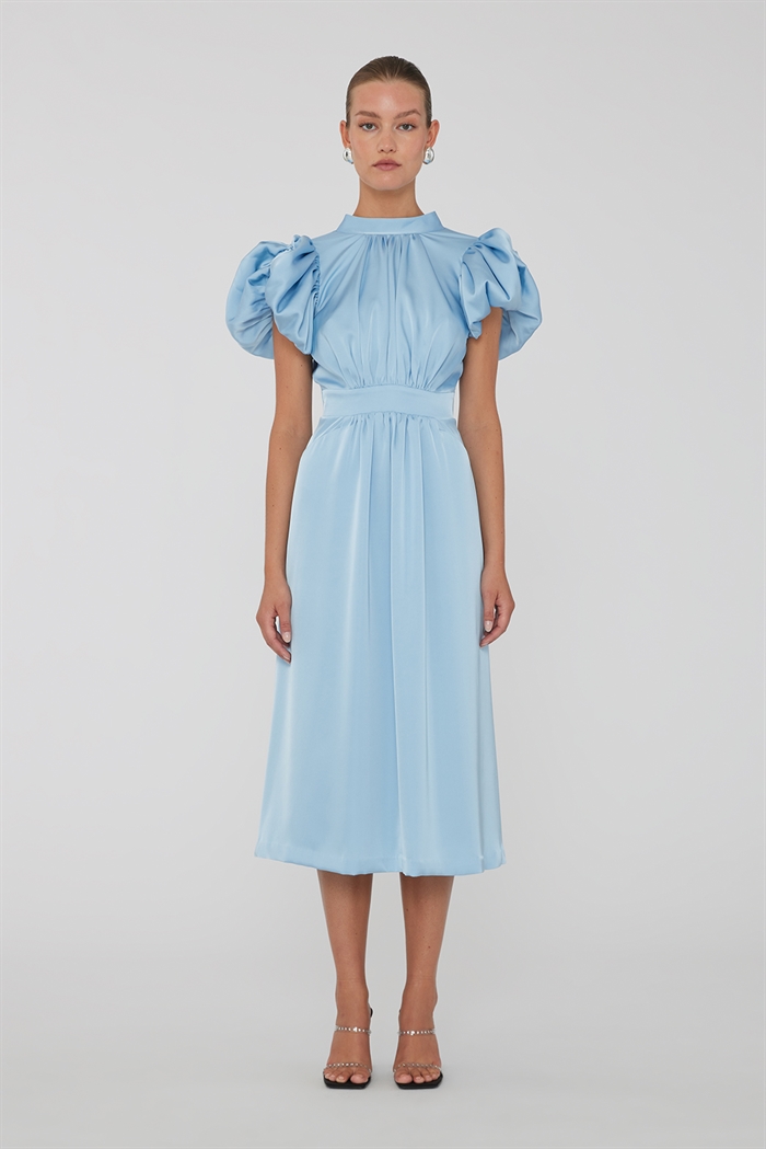 Rotate Birger Christensen Satin Puff Midi Kjole Placid Blue Shop Online Hos Blossom