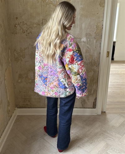 Sissel Edelbo Shaneela Jakke Patchwork Flower - Shop Online Hos Blossom